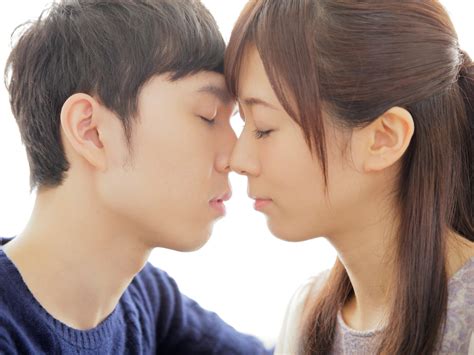 自分は新高3男子なのですが、男とディープキスをしてしまいま。